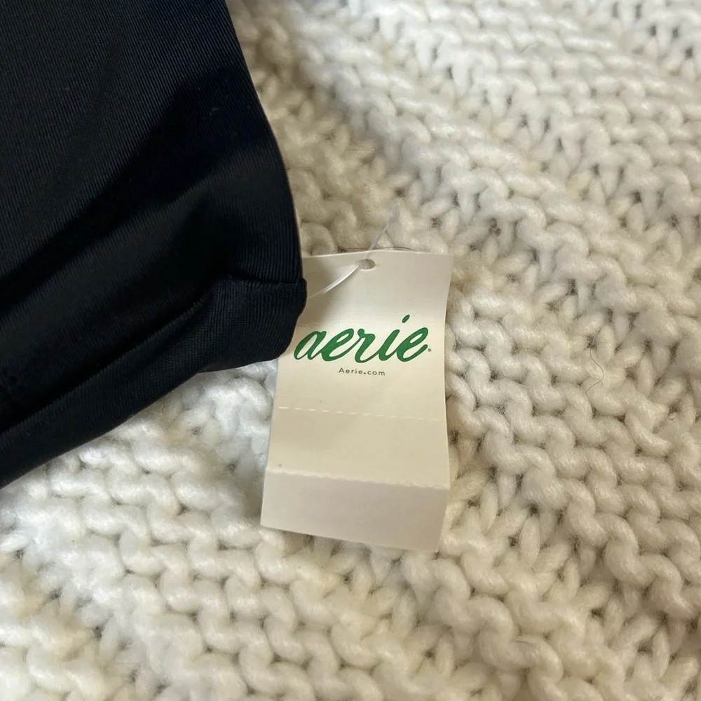 BNWT Aerie, Black Bikini Top, Size M - Picture 2 of 5